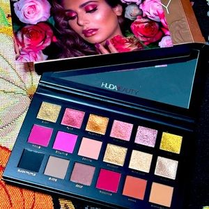 Huda Beauty Rose 🌹 Gold Remastered Palette BNIB